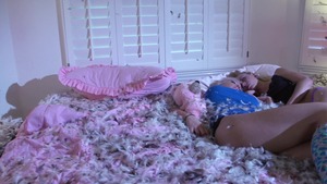 Teens Like It Big: Bald Dillion Harper rushes cumshot