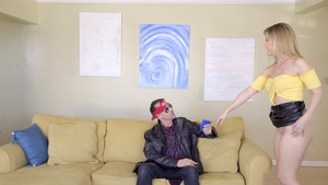 ThatSitcomShow: Girl Addison Lee sucking cock