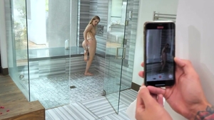 Spy Fam - Bella Rose got fucked hard in shower