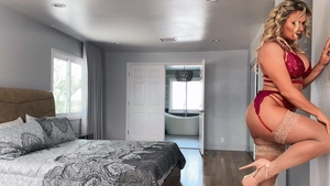 Brazzers Exxtra: Phoenix Marie throat fuck