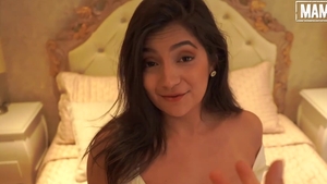 MamacitaZ - Beautiful brunette POV cumshot sucking dick HD