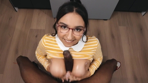Brazzers: Stand and Carry for Hailey
