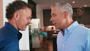 Brazzers: Doubting Husband Sees All