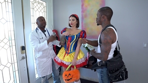bang! originals: Ivy Lebelle's Filled Up Halloween Fantasy